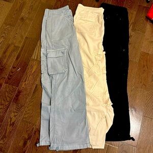 Women’s cargo pants. New without tags